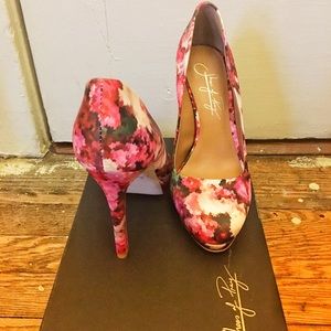 Floral Pumps